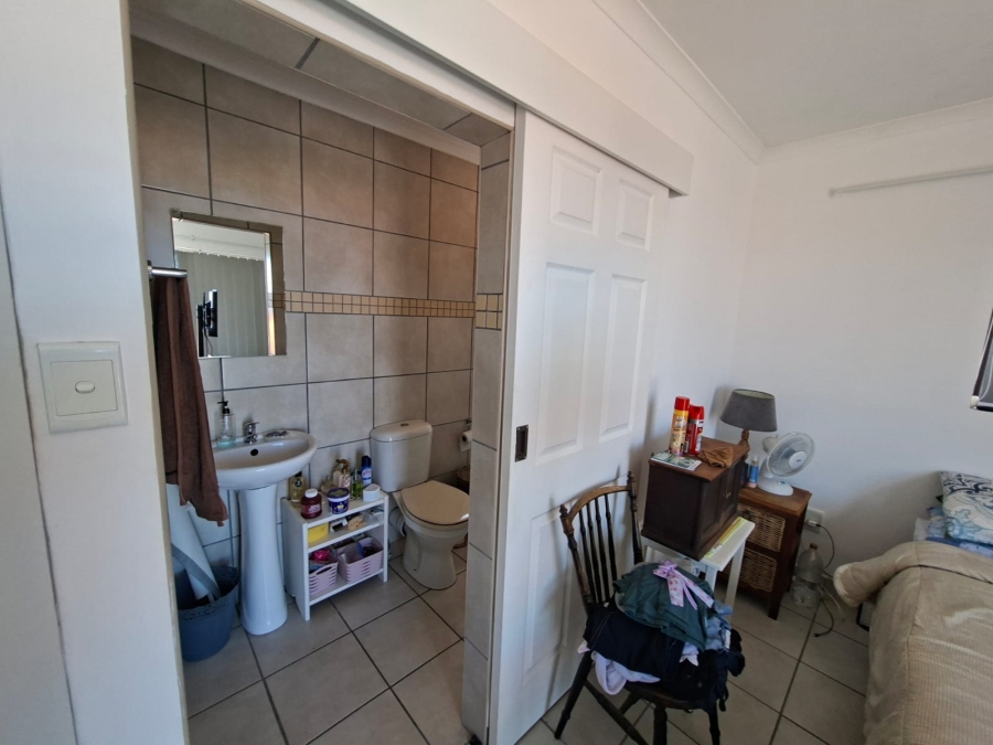 2 Bedroom Property for Sale in Tergniet Western Cape